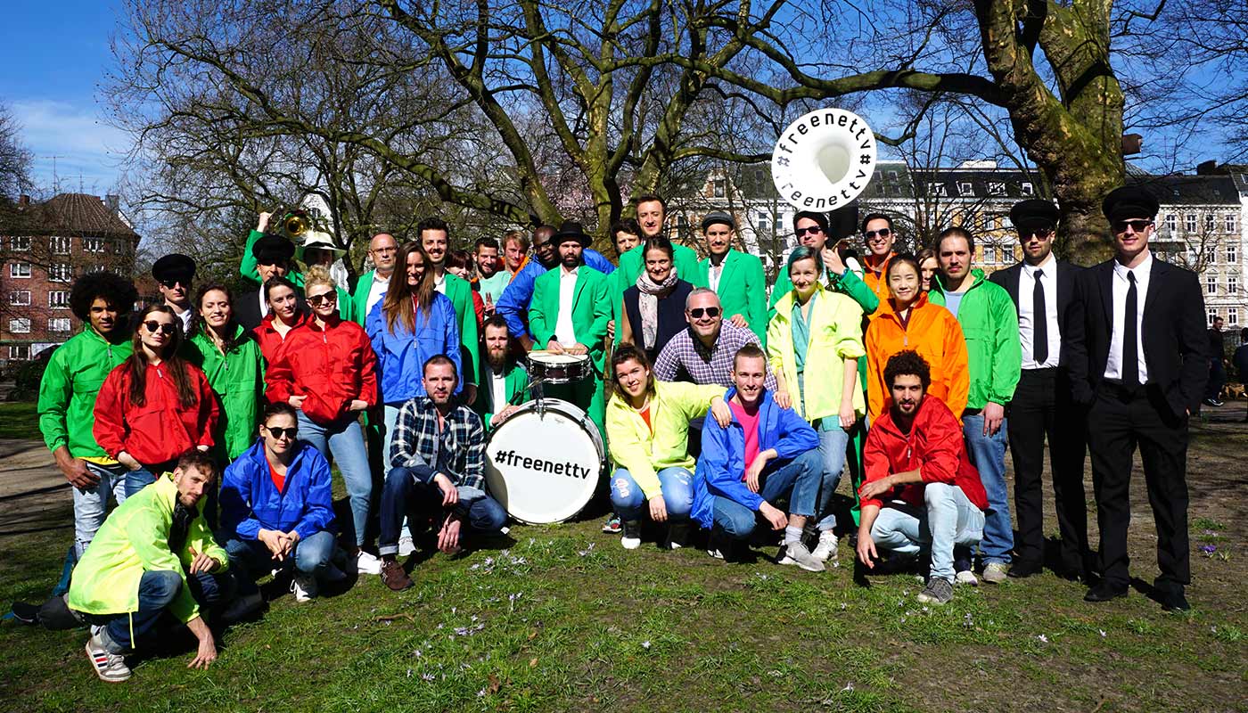 dancevertise Guerilla-Aktion All-About-Abmbient freenet-TV Team