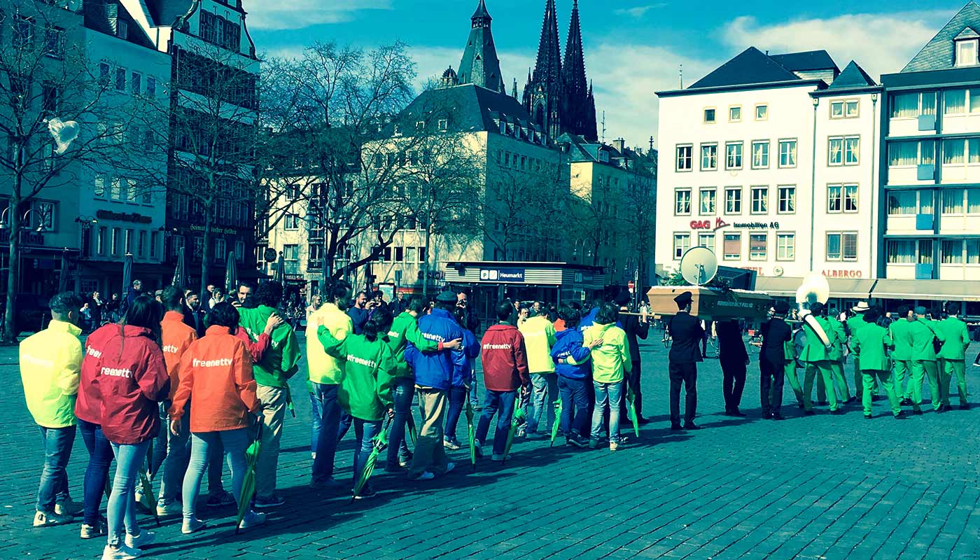 dancevertise Guerilla-Aktion All-About-Abmbient freenet-TV Köln